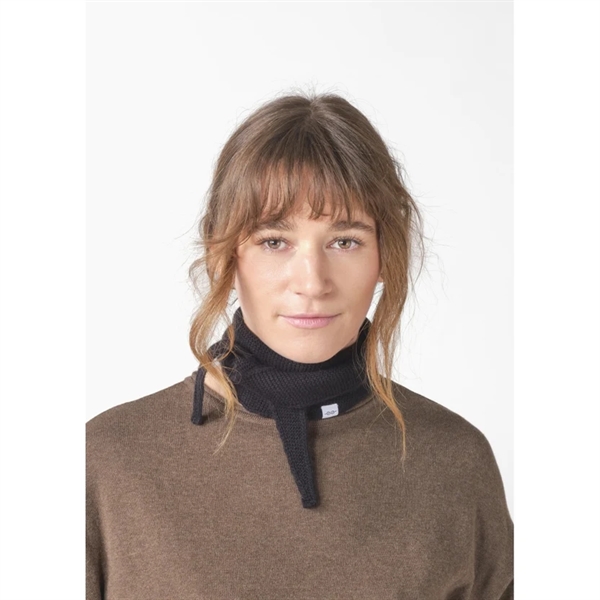 Klitmøller Collective - Violet Small Knit Scarf - Black